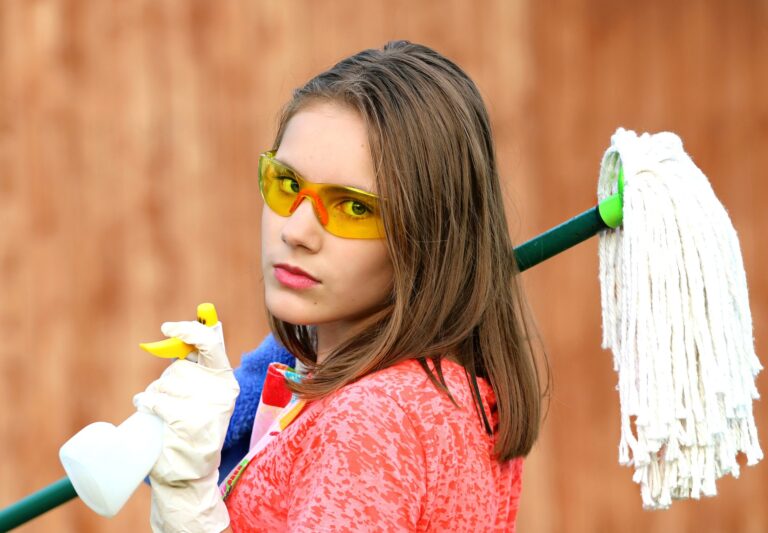 girl cleaning